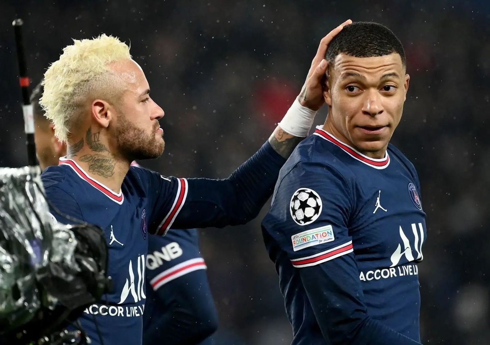 语言灯光信号装置